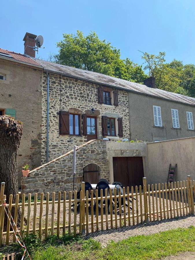 Petit Cocon Au Coeur Du Morvan Montreuillon Exterior foto